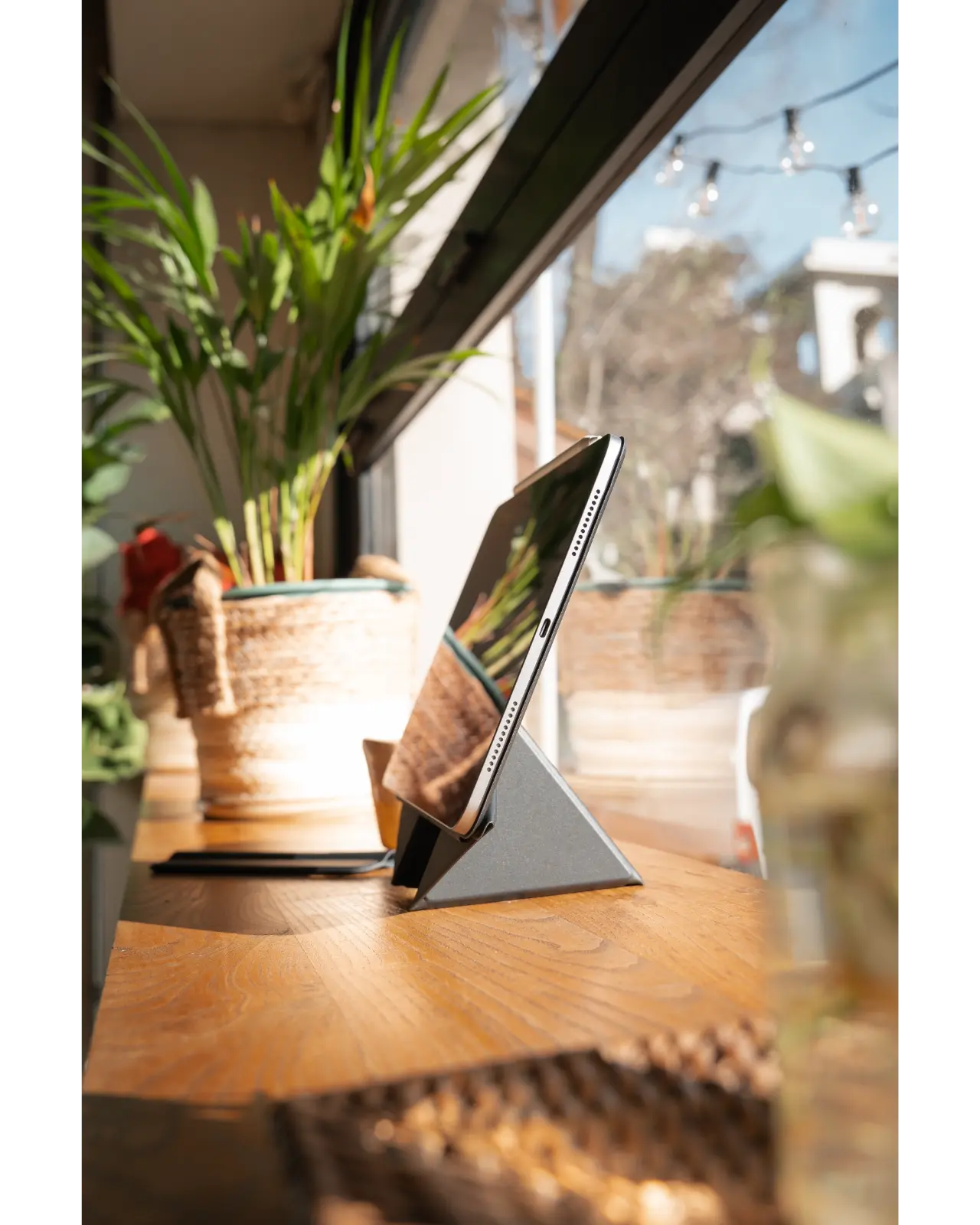 Final Stone™ | iPad Origami Case