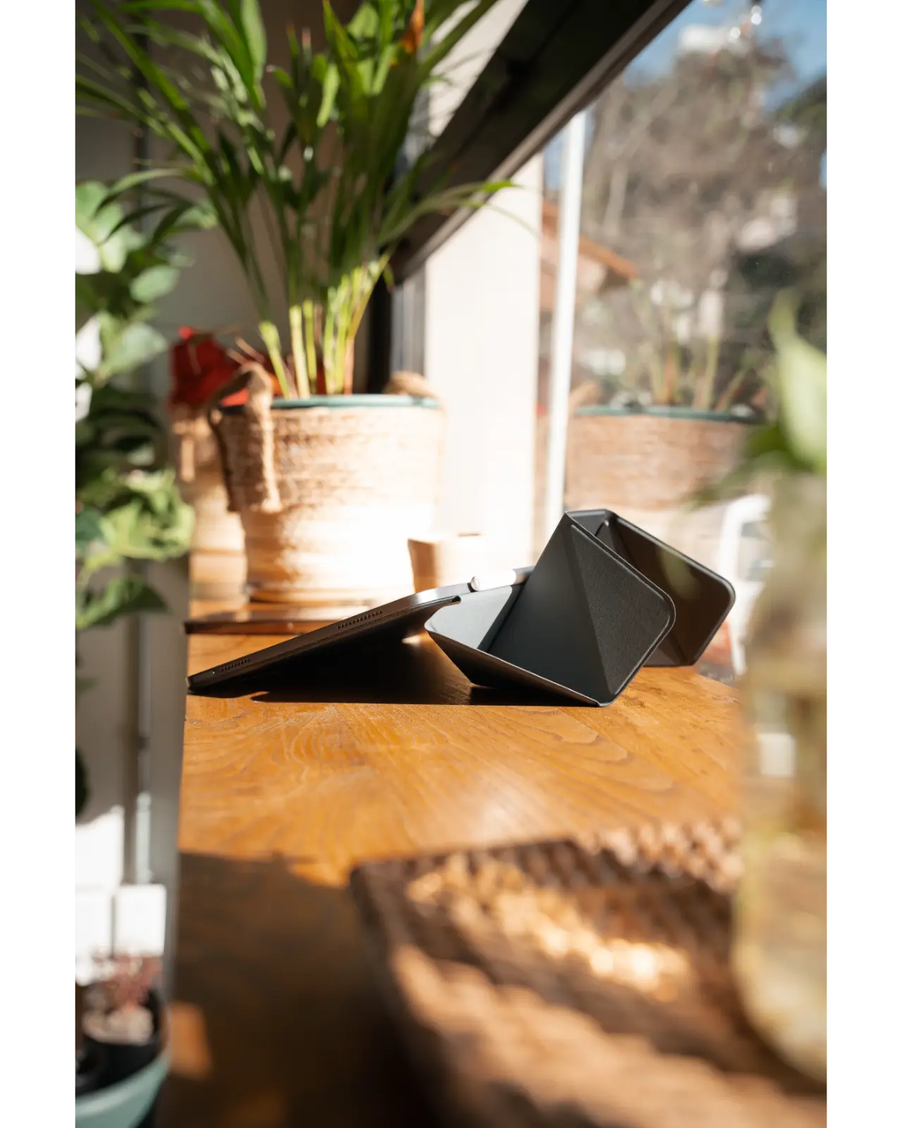 Final Stone™ | iPad Origami Case