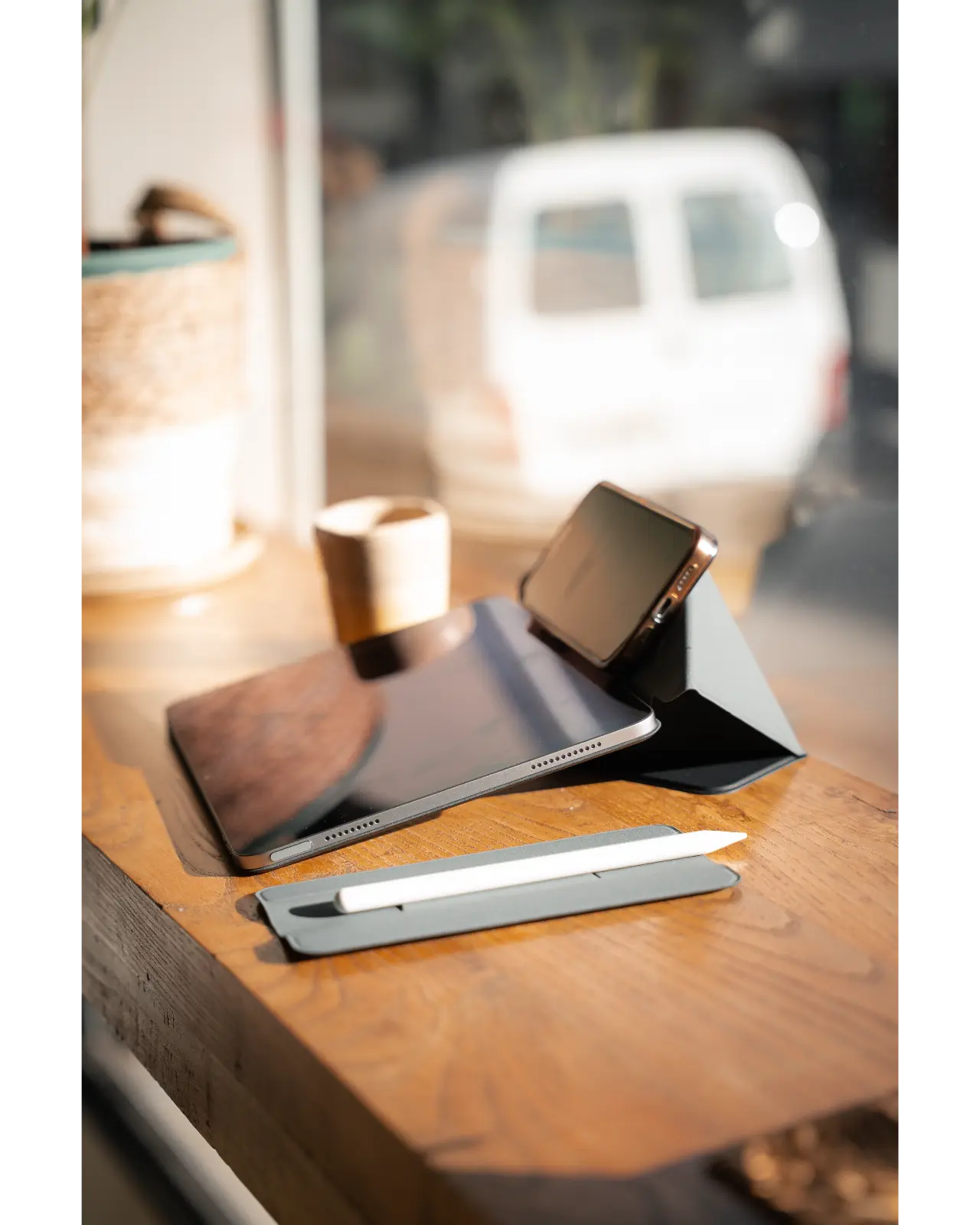 Final Stone™ | iPad Origami Case