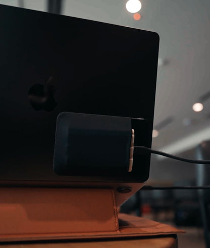 Final Stone™ | SSD Pocket - Funda Adhesiva para Disco Externo / SSD